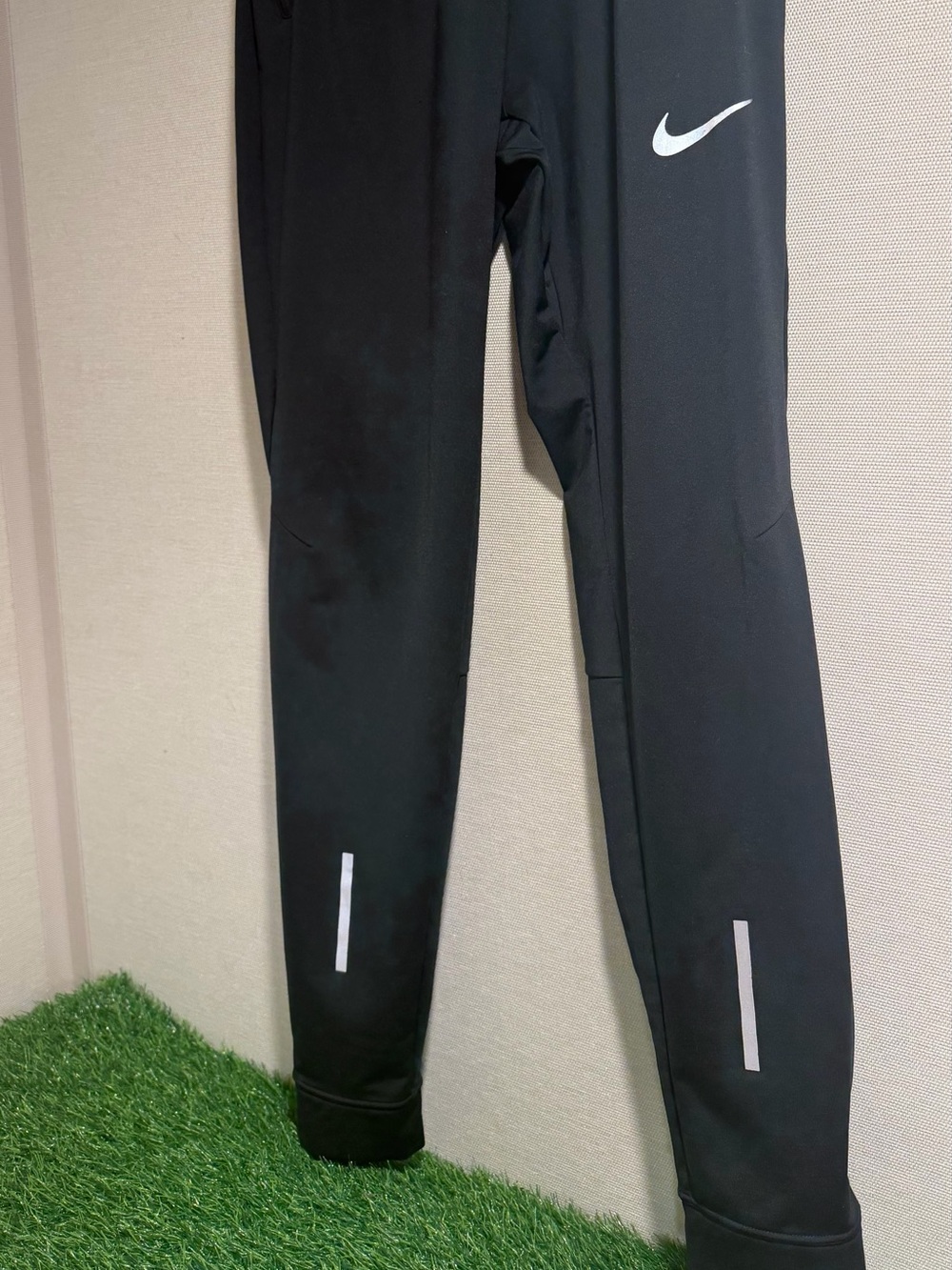Nike Men's Black Dri-FIT Training Pants